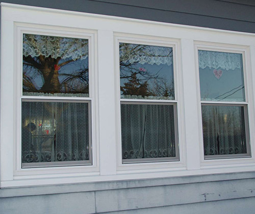 f54000_0003_Vinyl-tripple-unit-outside